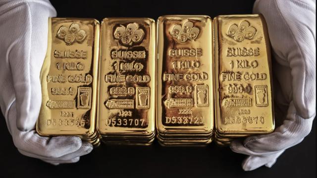 Giá vàng bị ghìm dưới mốc 3.400 USD/oz vì đồng USD mạnh lên