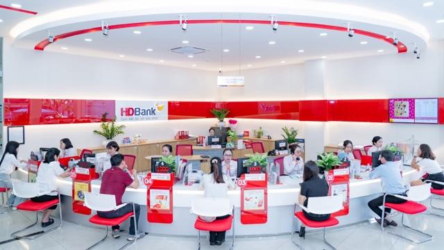 Đẩy mạnh kinh doanh số, HDBank báo lãi 6 tháng 10.668 tỷ đồng, ROE lên tới 26,5%