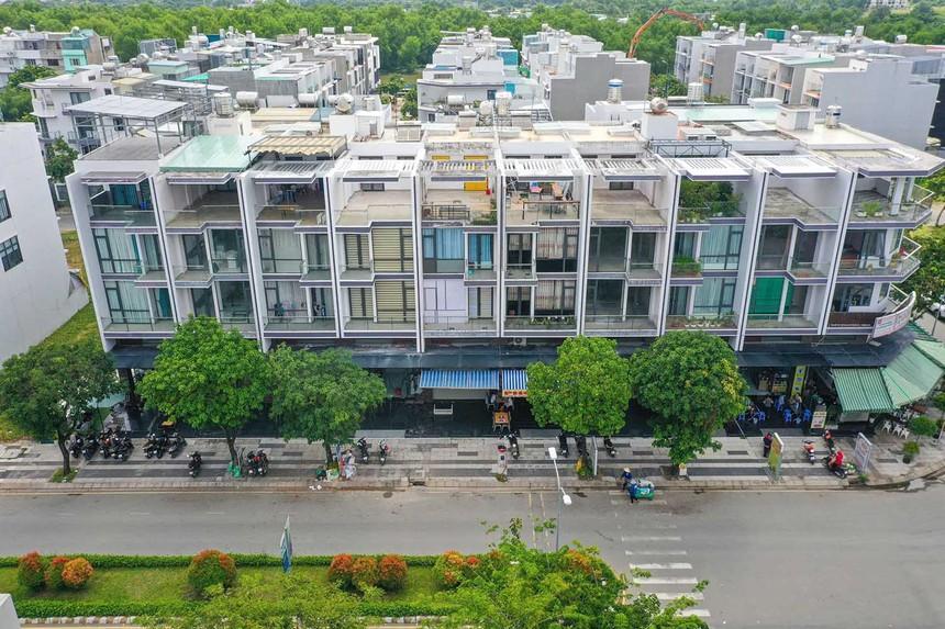 TP.HCM xem xét cấp sổ hồng cho 17 dự án vướng nghĩa vụ tái định cư