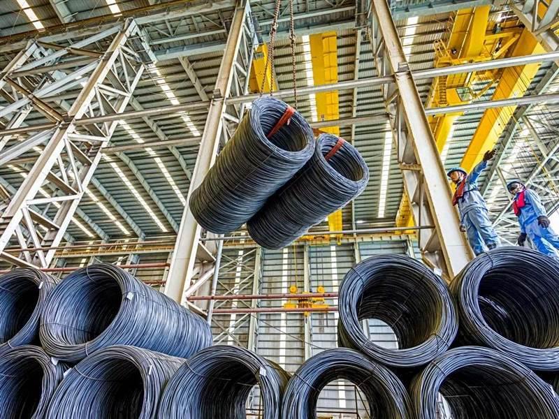 Ngành thép phục hồi mạnh nhờ cầu nội địa tăng và giá nguyên liệu hạ nhiệt