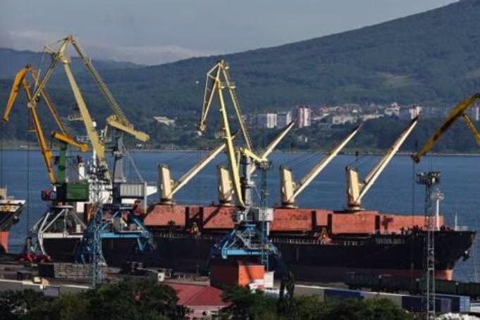 Giá xăng dầu hôm nay 18/9: Giảm nhẹ do lo ngại về nhu cầu