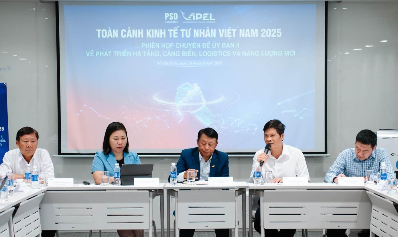 Đề xuất 10 tỷ USD xây trung tâm hàng hải quốc tế ở TPHCM