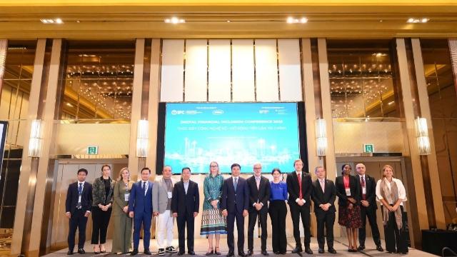 Cơ hội tài chính toàn diện tại Việt Nam: Góc nhìn từ Singapore và các chuyên gia quốc tế