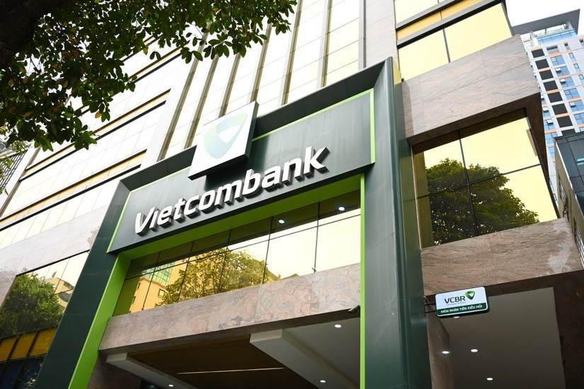 VCB: Hơn 33.000 tỷ đồng lợi nhuận Vietcombank đến từ đâu?