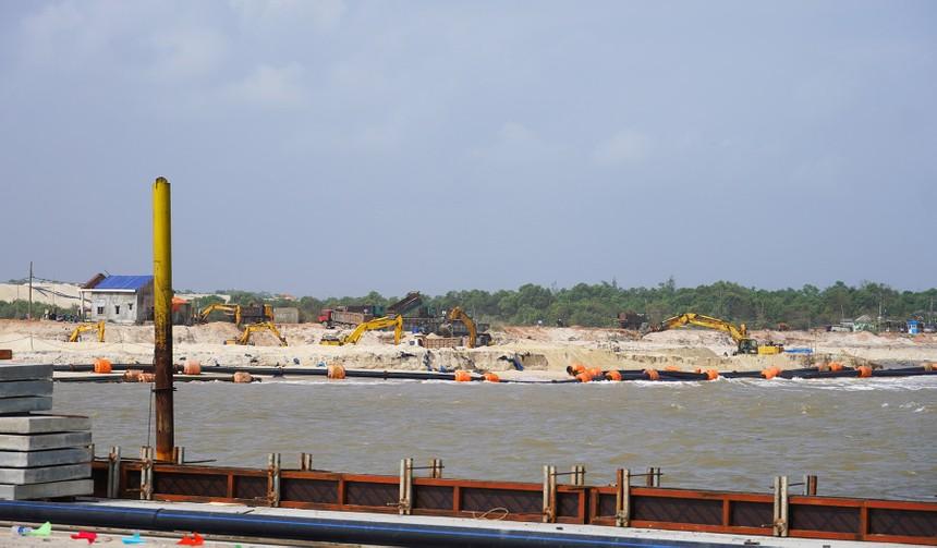 Lãnh đạo Quảng Trị chỉ đạo đẩy nhanh giải phóng mặt bằng dự án cảng Mỹ Thủy