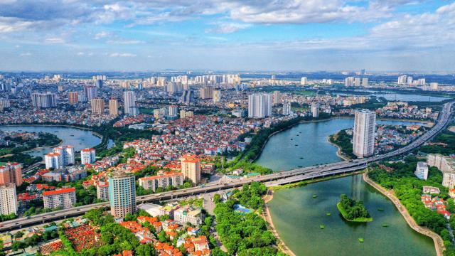 Hà Nội thúc đẩy tăng trưởng hai con số gắn với phân cấp, phân quyền