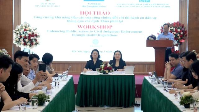 Hoàn thiện chế định thừa phát lại