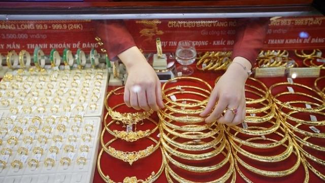 Giá vàng "nằm im" sau khi công an làm việc với hệ thống Bảo Tín Minh Châu