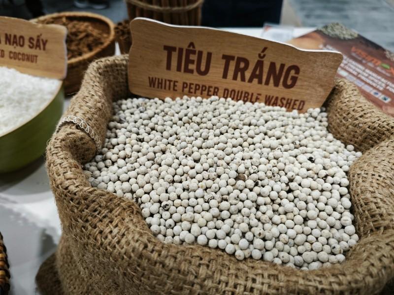Ứng phó xung đột Trung Đông và cơ hội tái cấu trúc thị trường xuất khẩu nông sản
