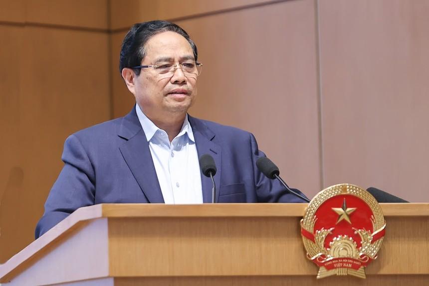 Thủ tướng: Tập trung phát triển công nghệ chiến lược, phấn đấu phủ sóng 5G trên toàn quốc