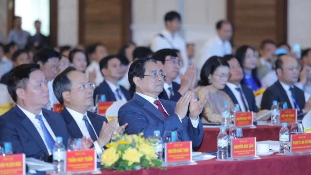 "Doanh nghiệp hãy lắng nghe bằng sự chân thành, chia sẻ bằng trái tim, hành động bằng sản phẩm"