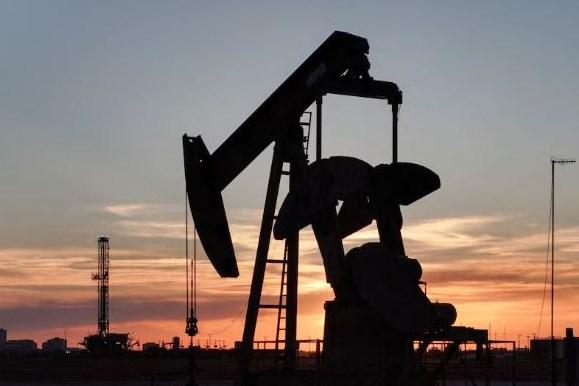 Giá xăng dầu hôm nay 1/4: Đồng loạt giảm nhờ triển vọng Iran đã sẵn sàng chấm dứt xung đột