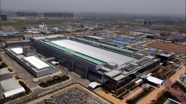 Các 'ông lớn' chip Hàn Quốc tăng tốc đầu tư vào Trung Quốc để giải bài toán thiếu hụt bộ nhớ AI