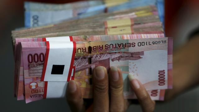 Đồng tiền mất giá, áp lực lạm phát thử thách các nền kinh tế châu Á