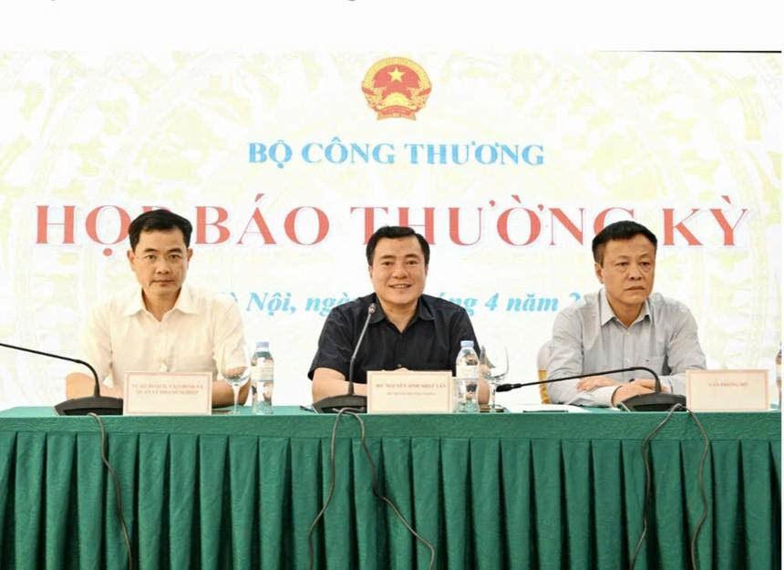 Bộ Công thương: Nhập siêu 3,64 tỷ USD quý I/2026 chưa đáng lo