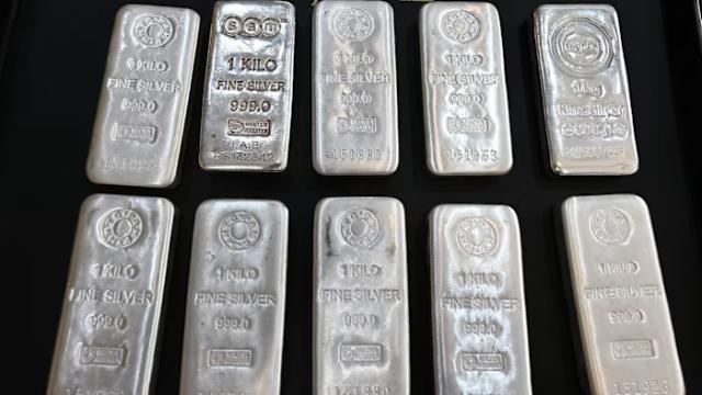 Nguồn cung thiếu hụt năm thứ 6 liên tiếp, giá bạc có thể tăng mạnh
