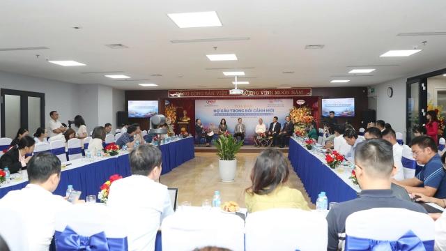 Siết nợ xấu chây ì: Đề xuất hạn chế xuất cảnh, xử lý hình sự