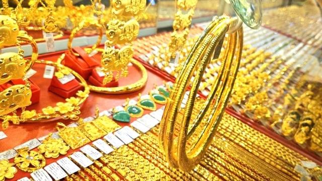 Giá vàng trong nước giảm về mức thấp nhất trong vòng 1 tháng
