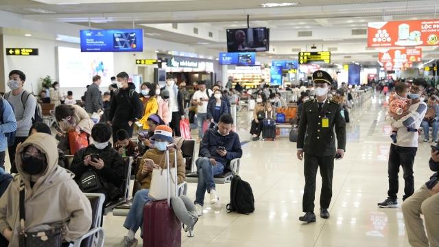 Sân bay Nội Bài dự báo sản lượng hành khách tăng 15% dịp nghỉ lễ 30/4-1/5