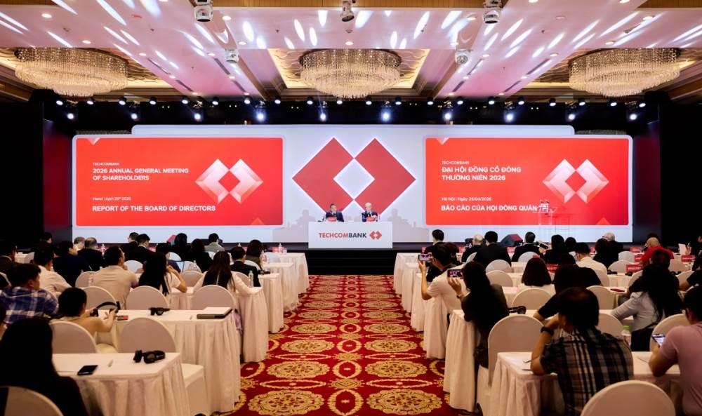 TCB: Lãnh đạo Techcombank: Nói không với tăng trưởng 'nóng'