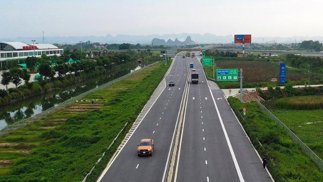 Ninh Bình: Phấn đấu hoàn thành mở rộng cao tốc Cao Bồ - Mai Sơn trước 30/6