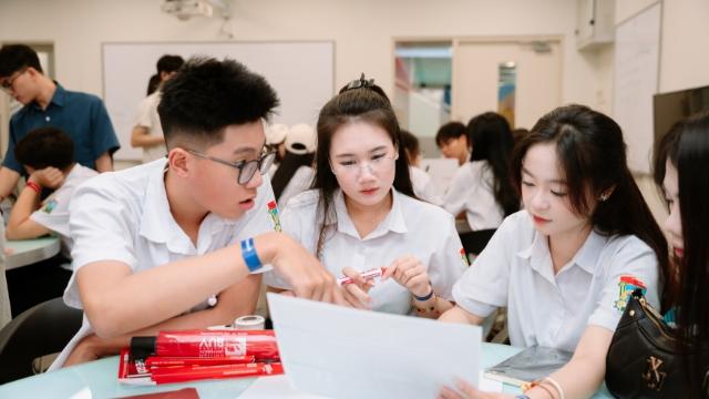 Chuyển đổi số ngân hàng: Nhóm nhân sự nào được ngân hàng săn đón?