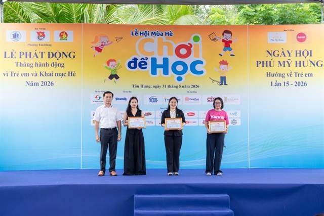 Vinamilk mang không gian trải nghiệm và dinh dưỡng đến ngày hội 'Phú Mỹ Hưng hướng về trẻ em'