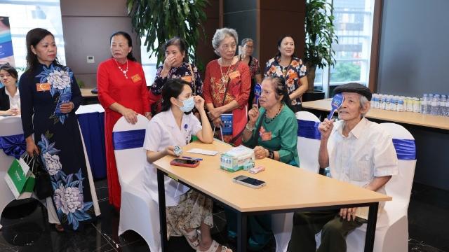 Hà Nội mở rộng hỗ trợ bảo hiểm cho nhiều nhóm đối tượng đặc thù