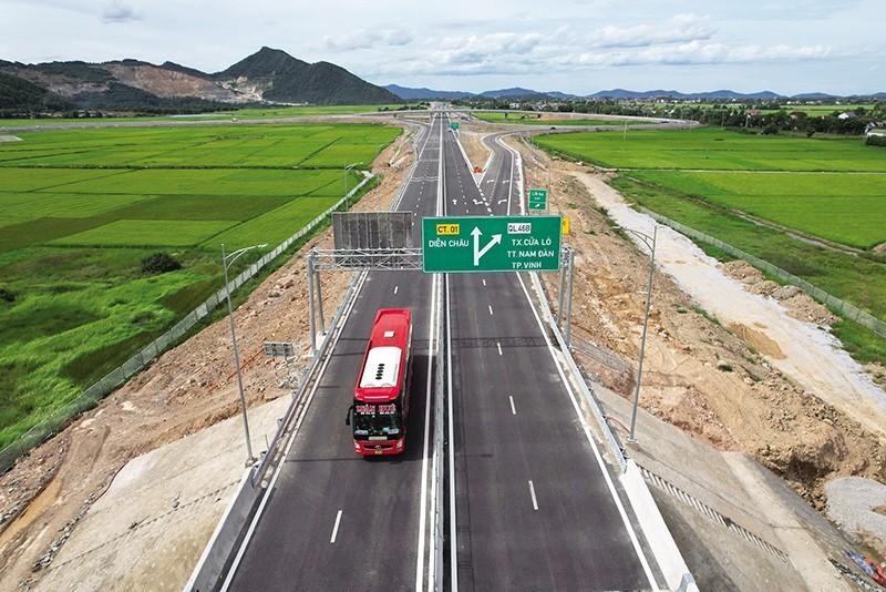 Lên kịch bản nâng đời cao tốc Bắc - Nam phía Đông