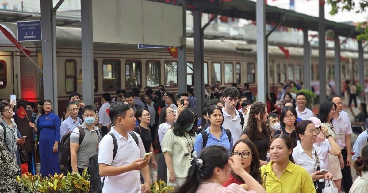 Giá nhiên liệu giảm, đường sắt giảm giá tàu 10%