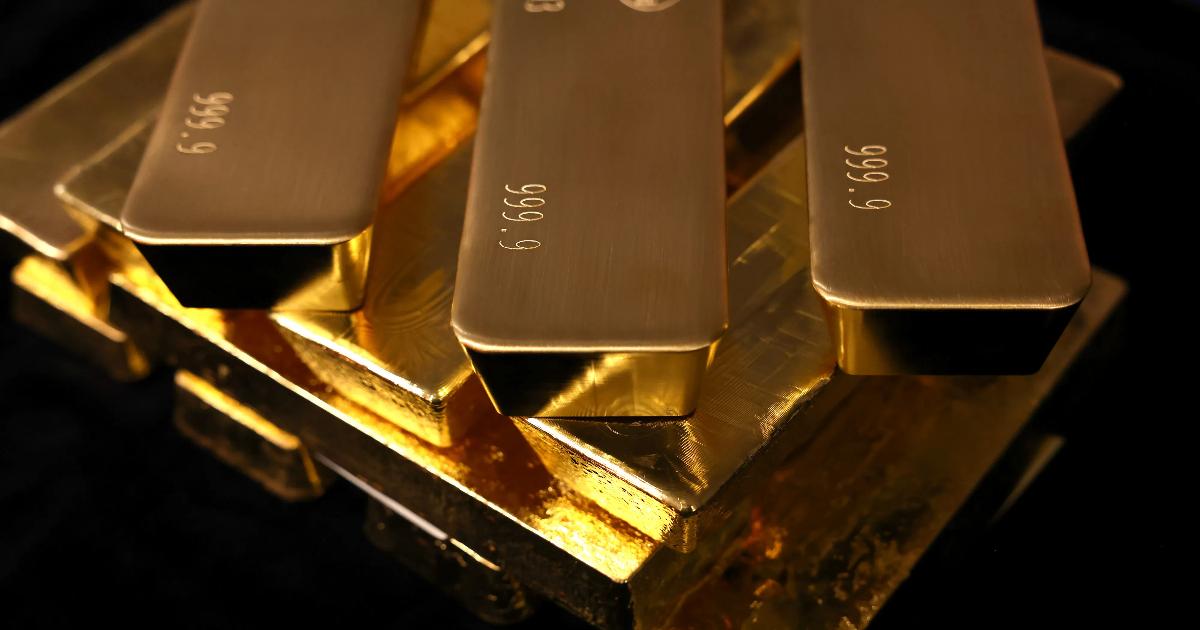 Giá vàng nhảy gần 100 USD/oz sau báo cáo việc làm phi nông nghiệp của Mỹ